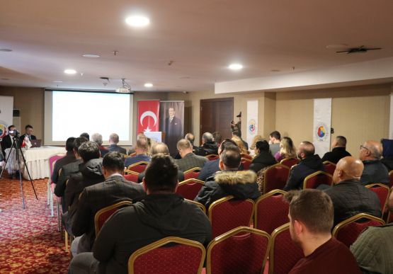 KOSGEB Zonguldak İl Müdürlüğü ve Kdz. Ereğli Ticaret ve Sanayi Odası (TSO) işbirliği ile ‘Kobigel-Kobi Gelişim Destek Programı kapsamında 2022 Proje Destek Çağrıları Bilgilendirme Toplantısı’ düzenlendi.