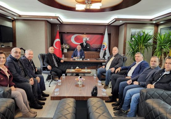 Gökçebey Devrek Kültür ve Dayanışma Derneği Başkanı Adem Kabasakal ve Yönetimi, Oda Başkanımız Arslan Keleş'e hayırlı olsun ziyaretinde bulundu.