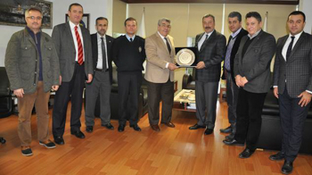 Zonguldak İl  Emniyet Müdürü Osman Ak,  Kdz.Ereğli Ticaret ve Sanayi Odası Yönetimine iade-i ziyarette bulundu.