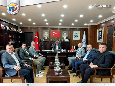 Başkan KELEŞ ve beraberindeki heyet, Gülüç Belediye Başkanı Sadık Recep Kara’yı makamında ziyaret etti.